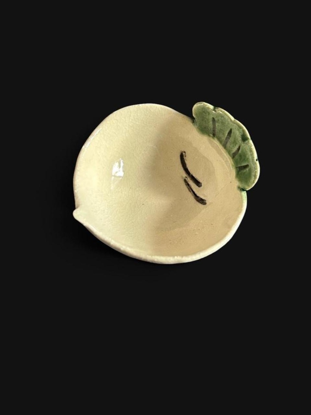 Radish Japanese Mini ceramic dish